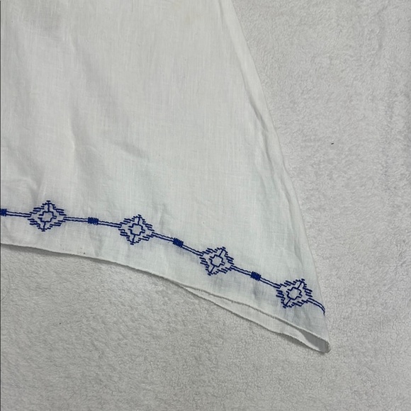 Johnny Was Asymmetrical Blue and White Embroidered Sleeveless Tunic Size M - Picture 14 of 15
